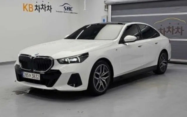 그랑콜레오스ETECH 중고차 5시리즈 (G60) 520i 매물 사진 16 - 2024/11 26,284km